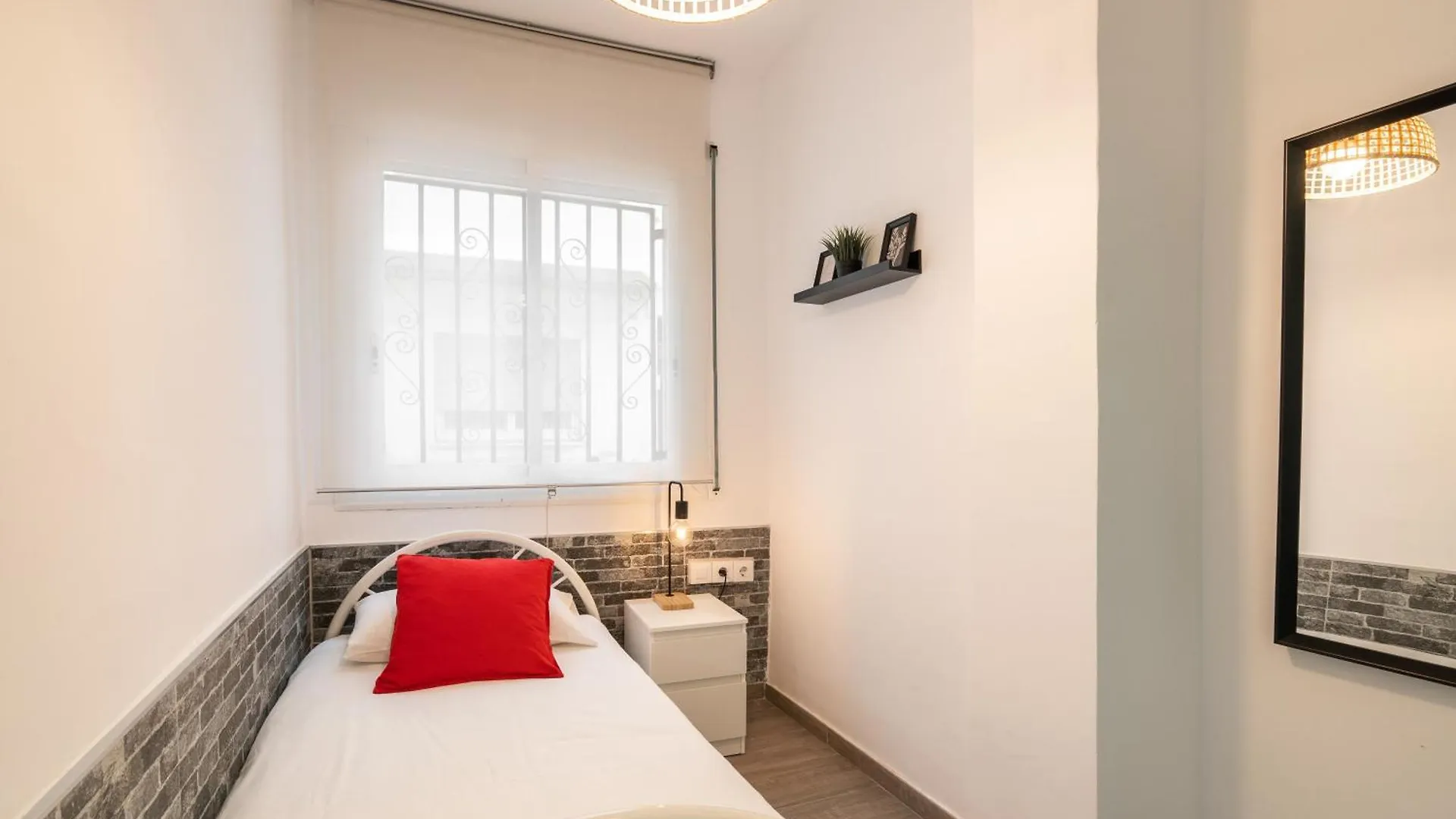 Apartment Beach Apartment, Next To The Sea Premia De Mar Spain