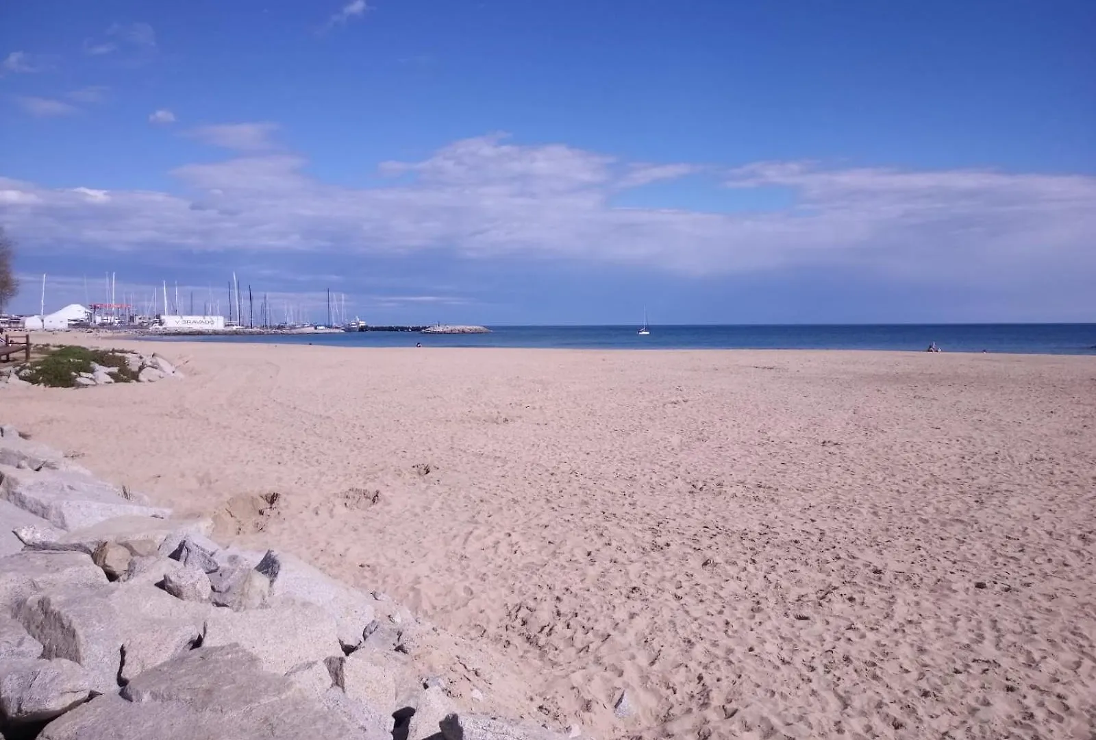 Apartment Beach Apartment, Next To The Sea Premia De Mar