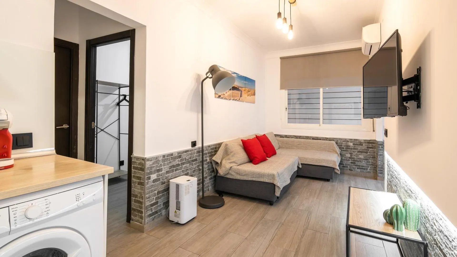Beach Apartment, Next To The Sea Premiá de Mar